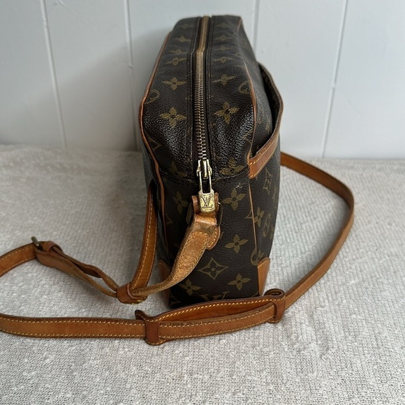 Louis Vuitton Trocadero 30 Monogram print Purse Crossbody Bag Handbag VINTAGE - Picture 6 of 17